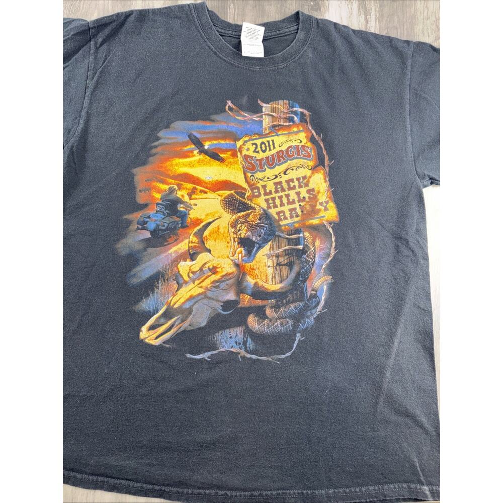 2011 Sturgis Black Hills Rally T-shirt Size Large
